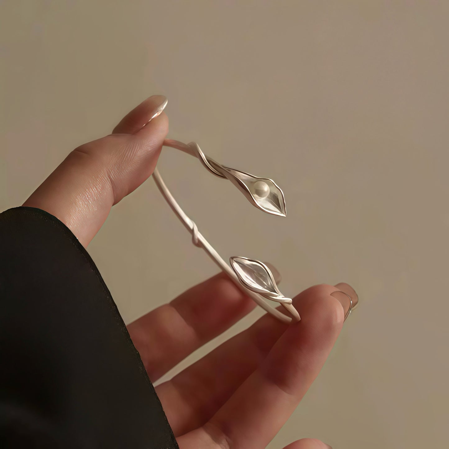 Calla Grace Bangle