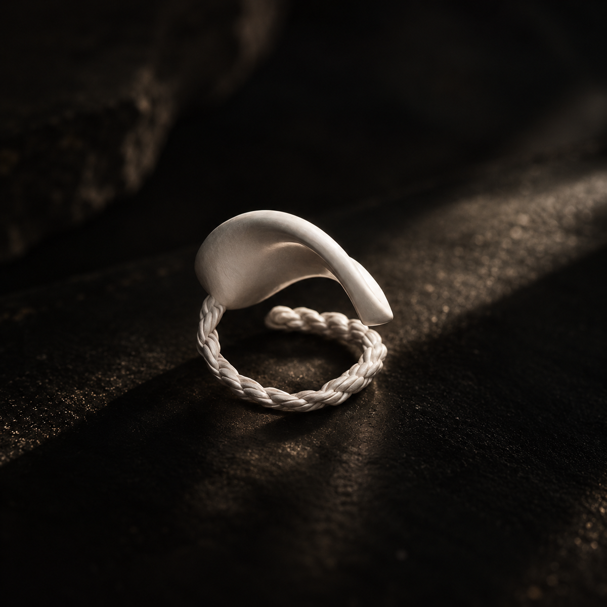 Leaf Whisper Ring