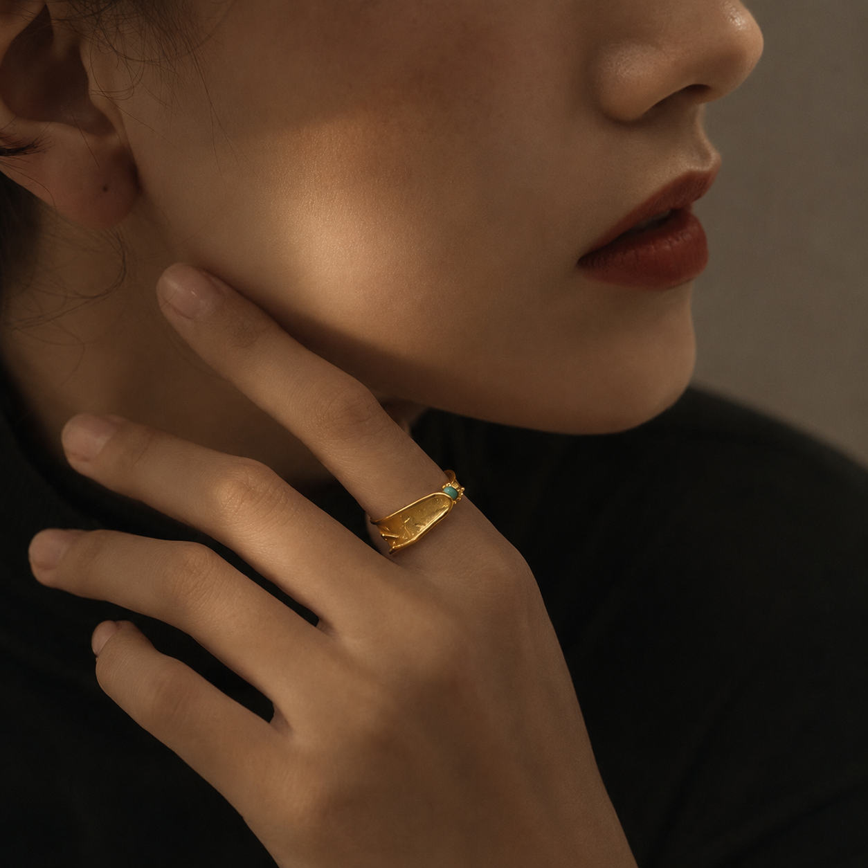 Echoes of Time Ring
