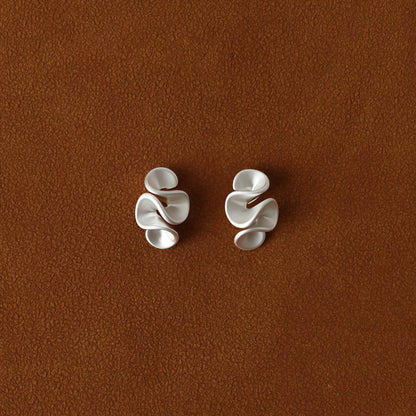 Cream Blossom Earrings
