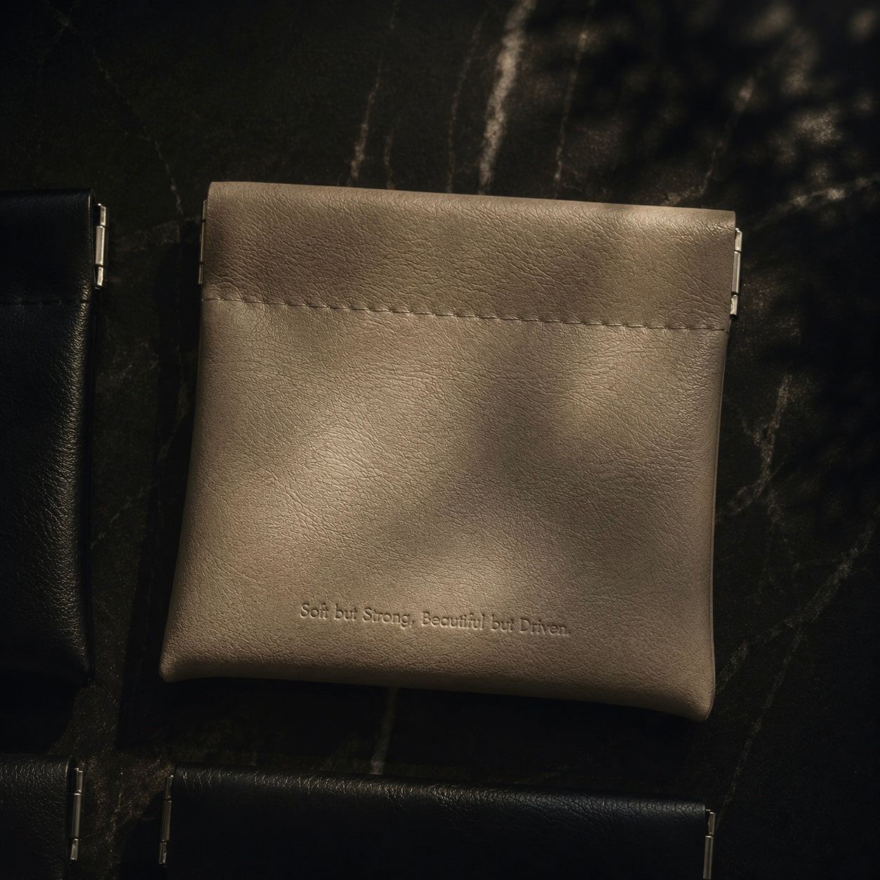 ZØY Signature Clip Pouch