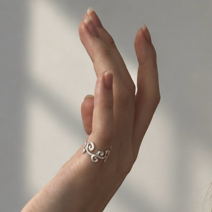 Tang Grass Ear Cuff / Pinky Ring