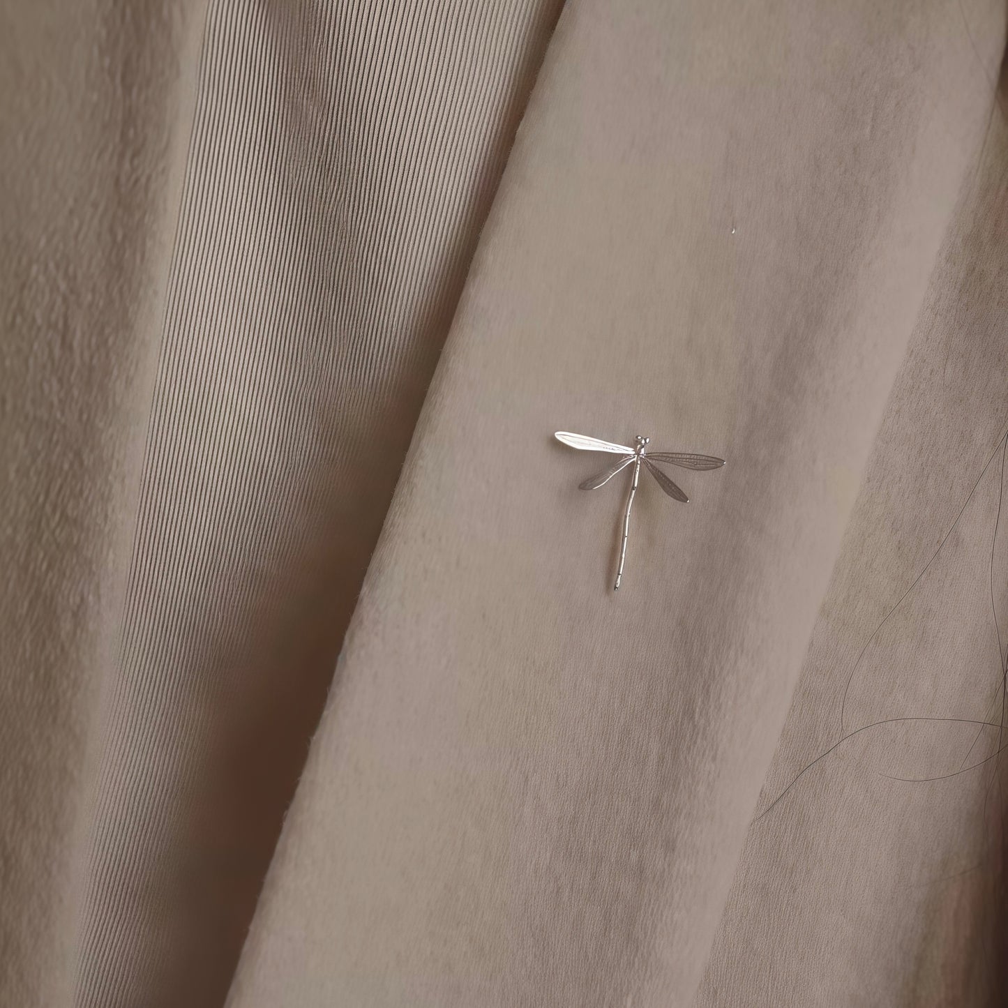 Dragonfly Whisper Brooch