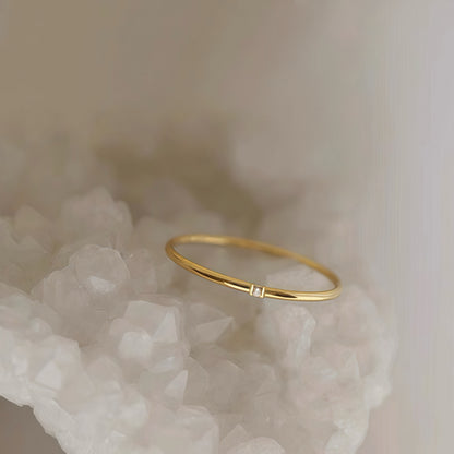 Minimal Sculptural Rings — Ultra-thin Everyday Rings