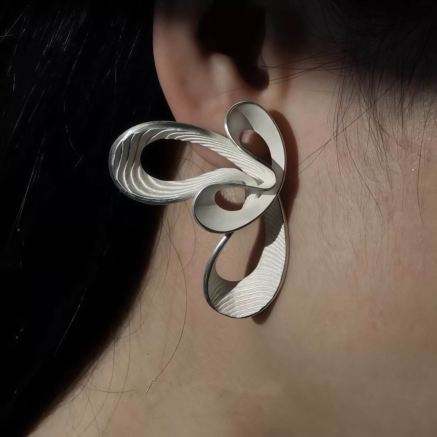 Cloudflow Silver Earrings – Sculptural Statement Inspired by Moving Skies