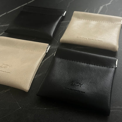 ZØY Signature Clip Pouch