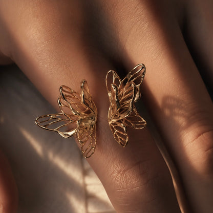 Butterfly Wing Dialogue Ring