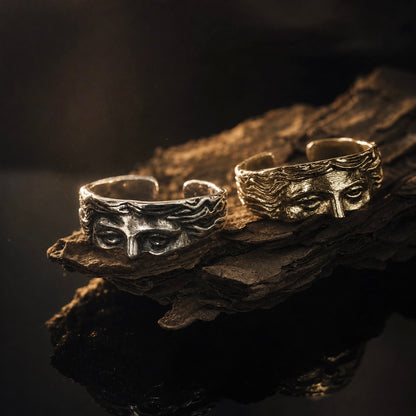 Venus Eyes Ring
