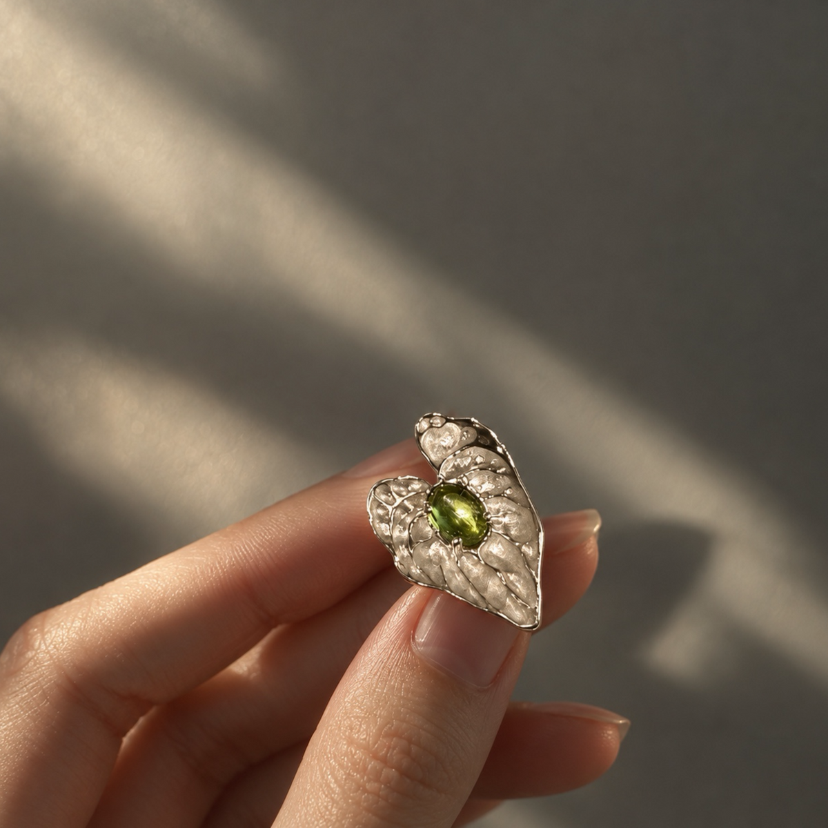Verdant Leaf Ring