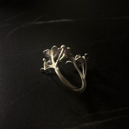 Sovereign Ascent Ring