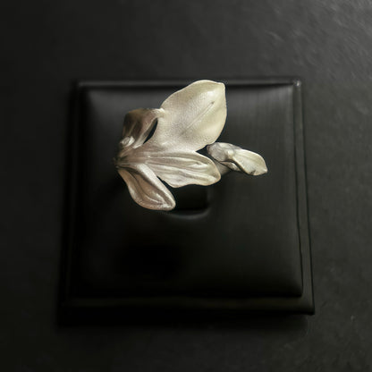 Leaf Becoming Ring