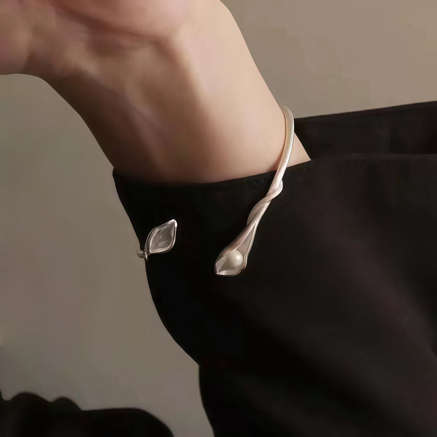 Calla Grace Bangle