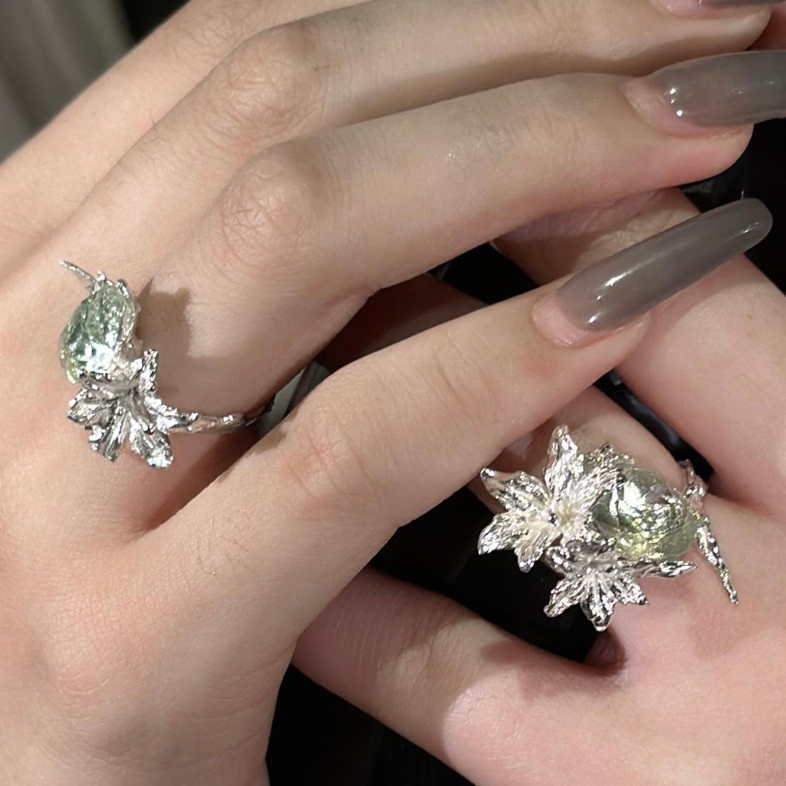 Dewdrop Lily Ring – Silver & Green Amethyst