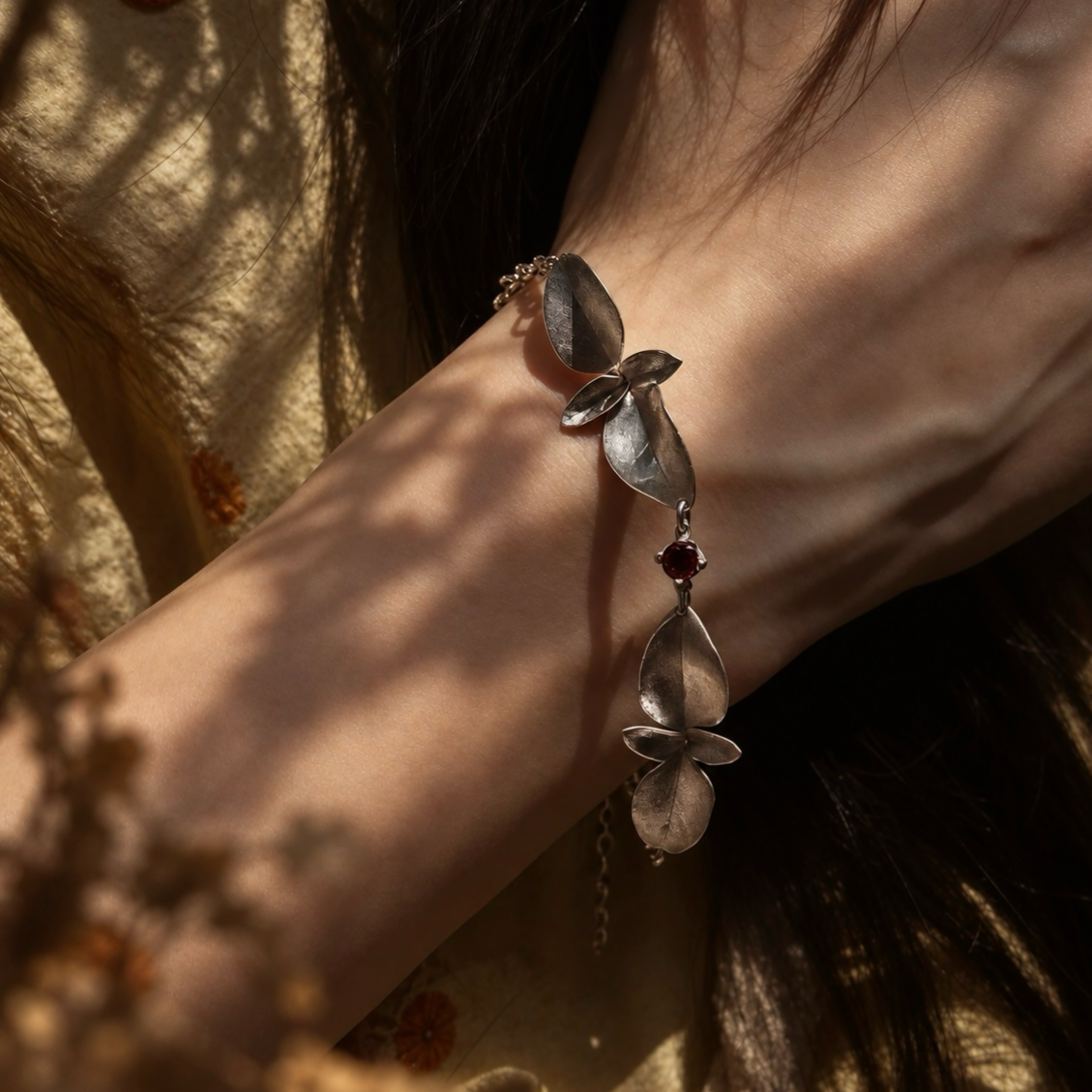 Silver Leaf Flow Bracelet