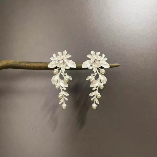 Blooming Grace Pearl Earrings