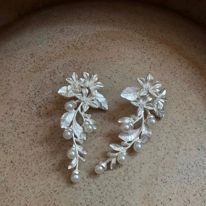 Blooming Grace Pearl Earrings