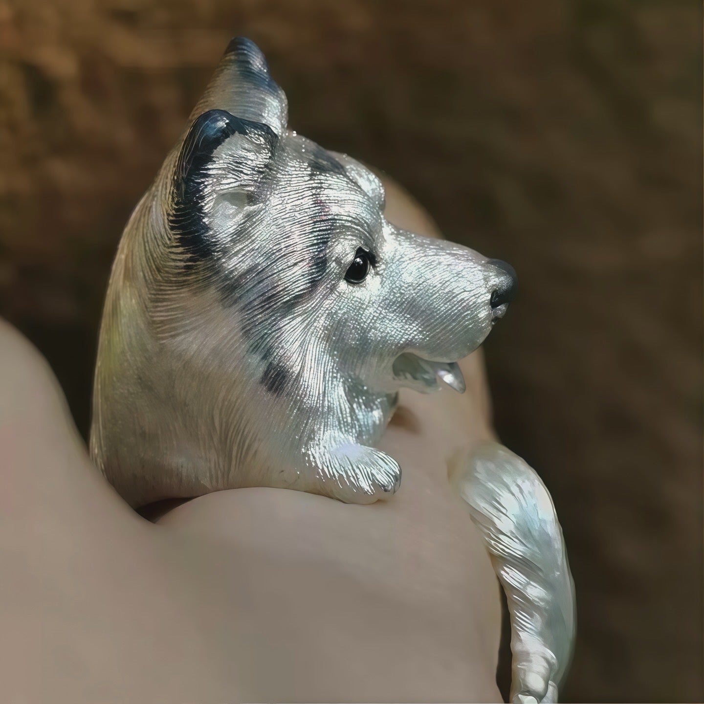 Husky Hugging Ring