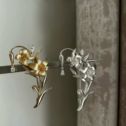 Whispering Lily Brooch