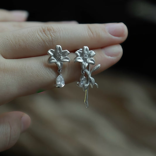 Lily Drift Earrings (2-in-1 Style)