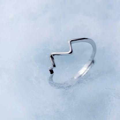 Minimal Sculptural Rings — Ultra-thin Everyday Rings
