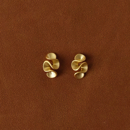 Cream Blossom Earrings