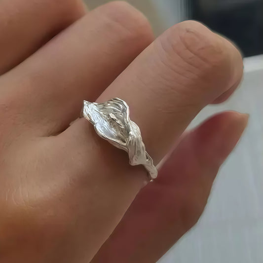 Veil of Calla Ring