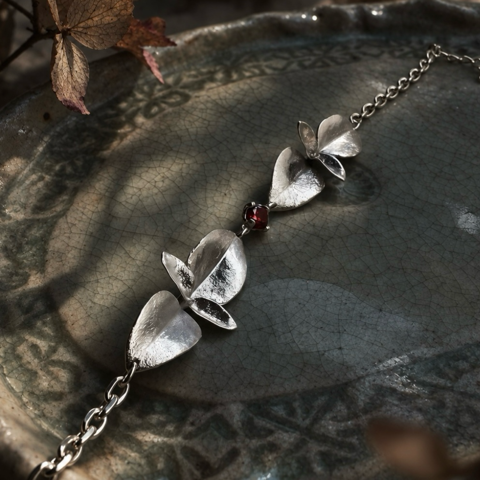 Silver Leaf Flow Bracelet