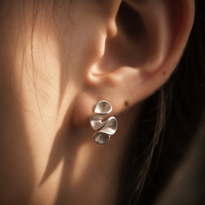 Cream Blossom Earrings