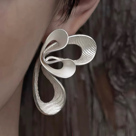 Cloudflow Silver Earrings – Sculptural Statement Inspired by Moving Skies