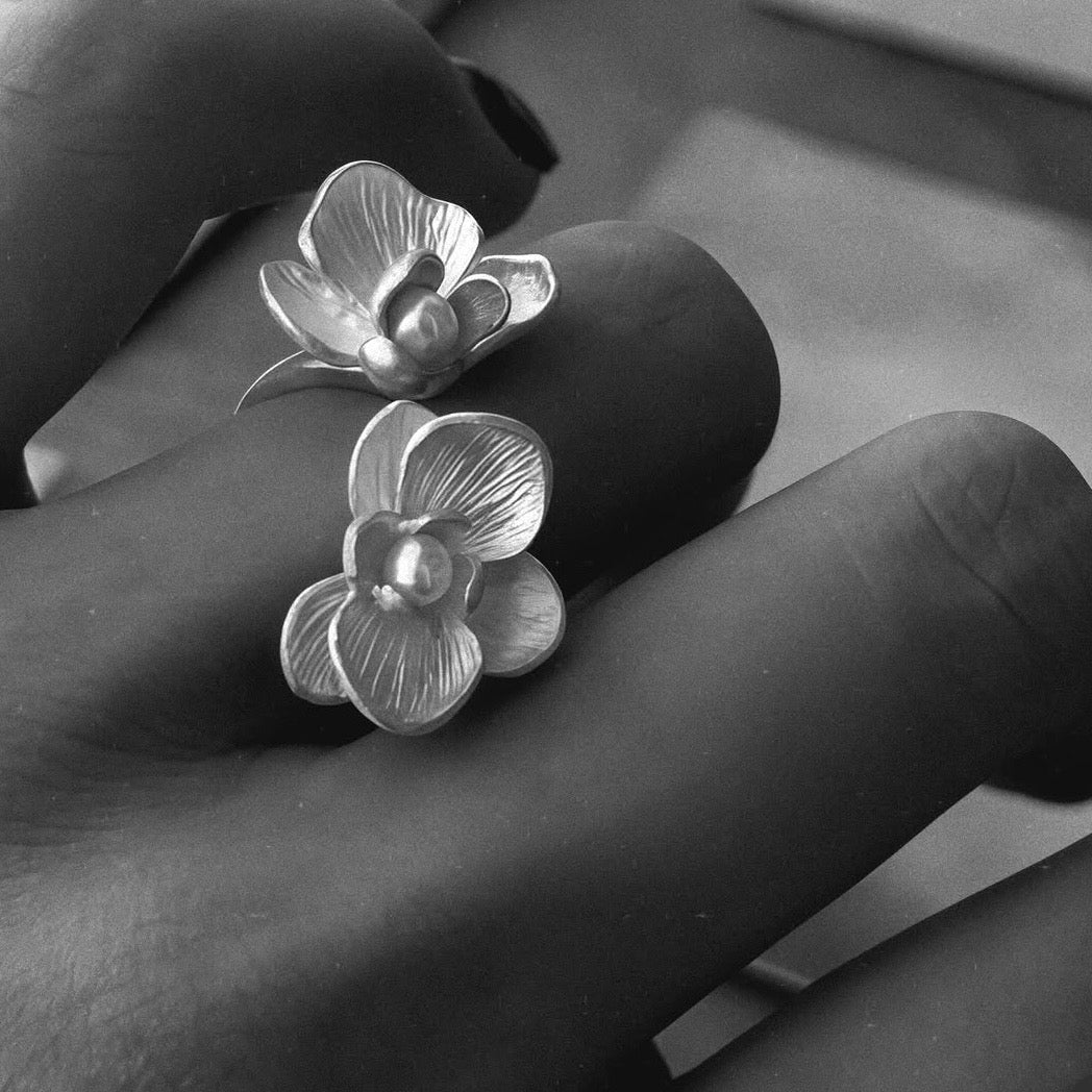 Orchid Dual Bloom Ring