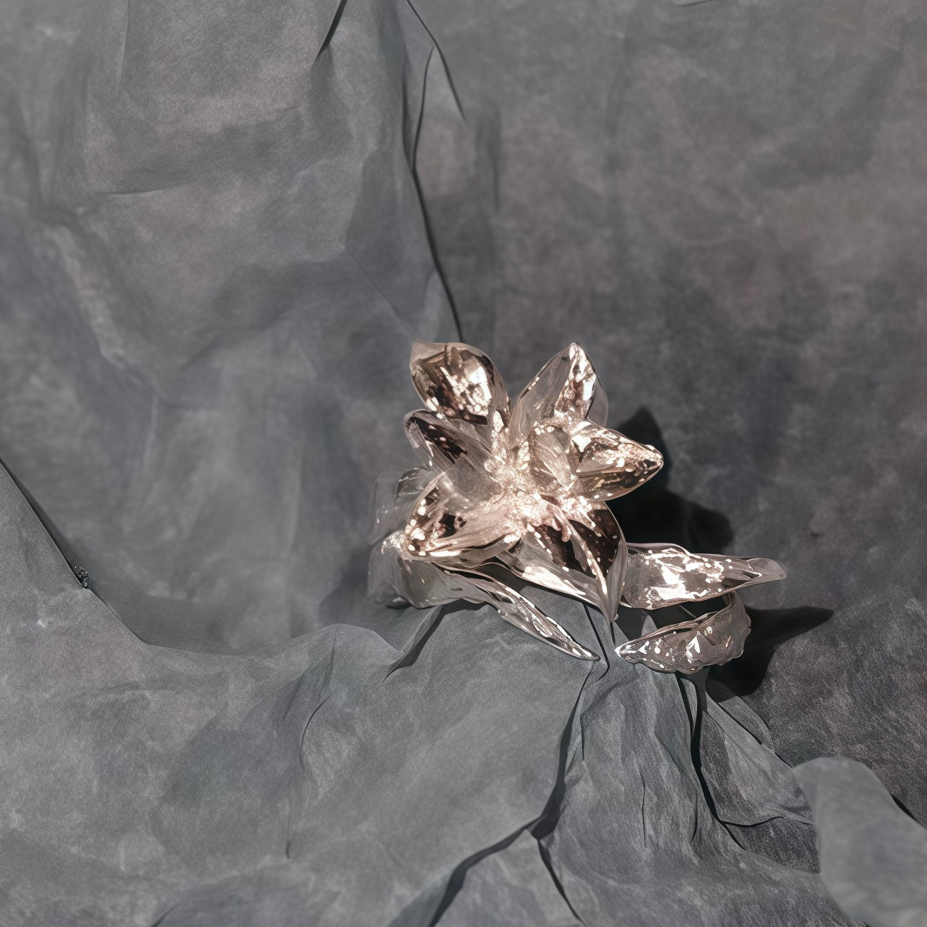 Narcissus Bloom Pinky Ring