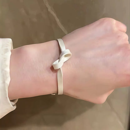 Knoted Ribbon Bangle