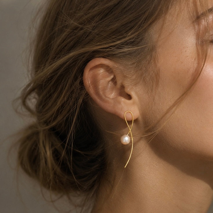 Drift Pearl Earrings