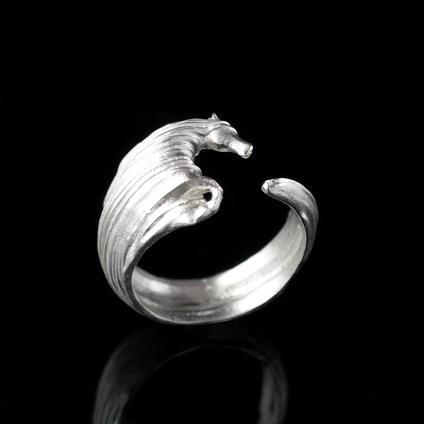 Wild Current Horse Ring
