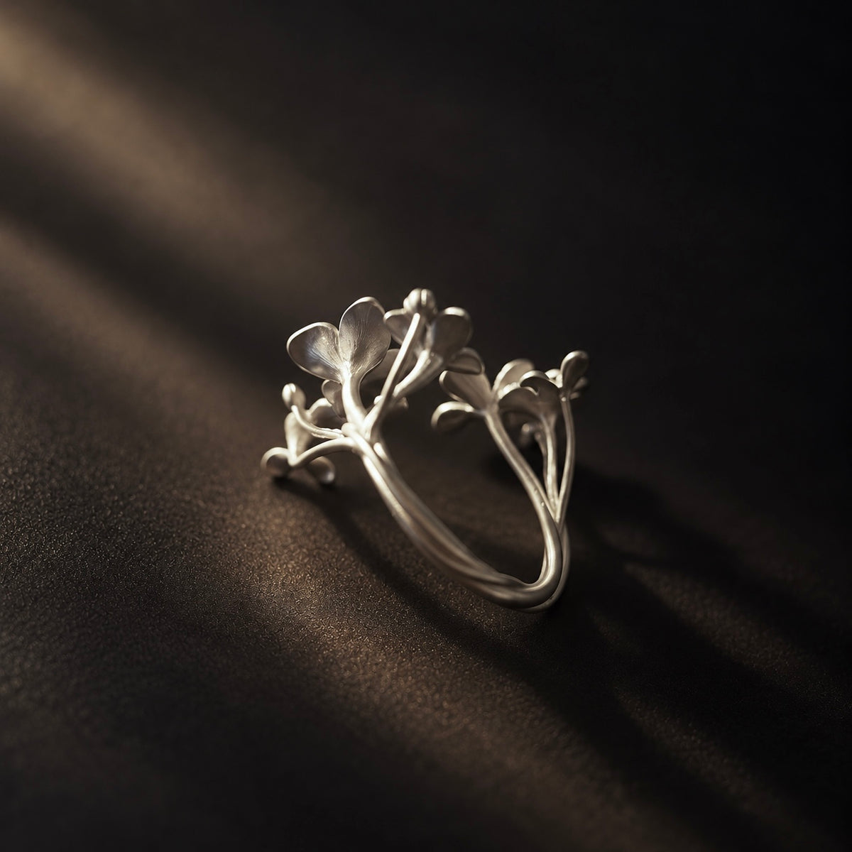 Sovereign Ascent Ring