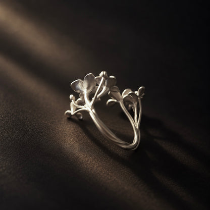 Sovereign Ascent Ring