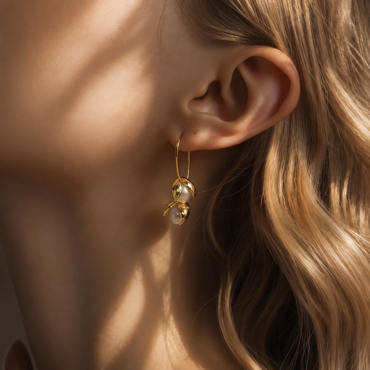 Petal Pearl Earrings