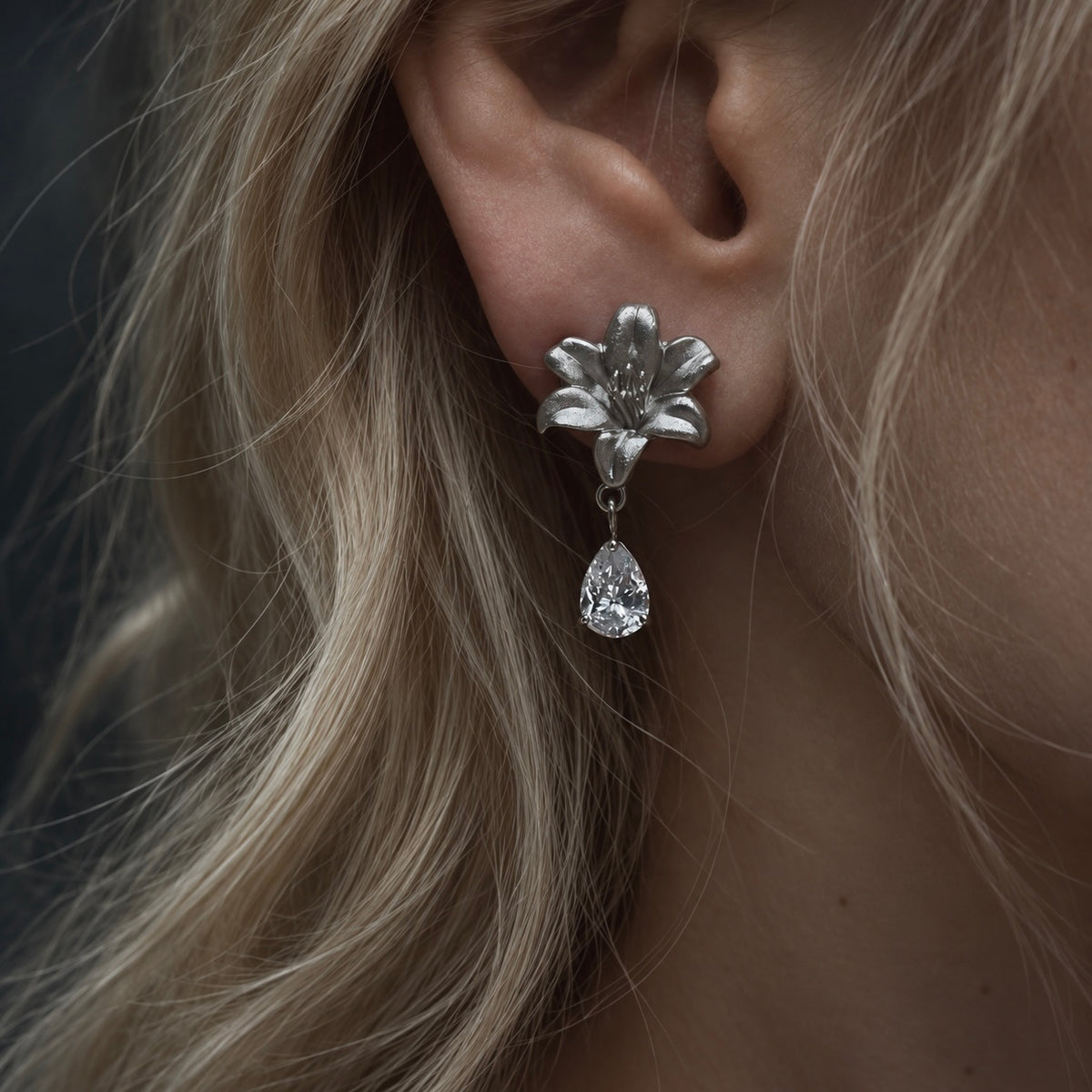 Lily Drift Earrings (2-in-1 Style)