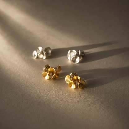 Cream Blossom Earrings