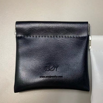 ZØY Signature Clip Pouch