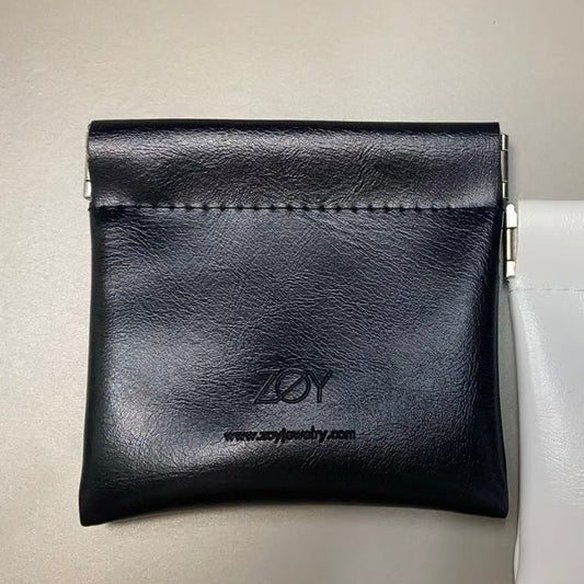 ZØY Signature Clip Pouch