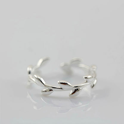 Minimal Sculptural Rings — Ultra-thin Everyday Rings