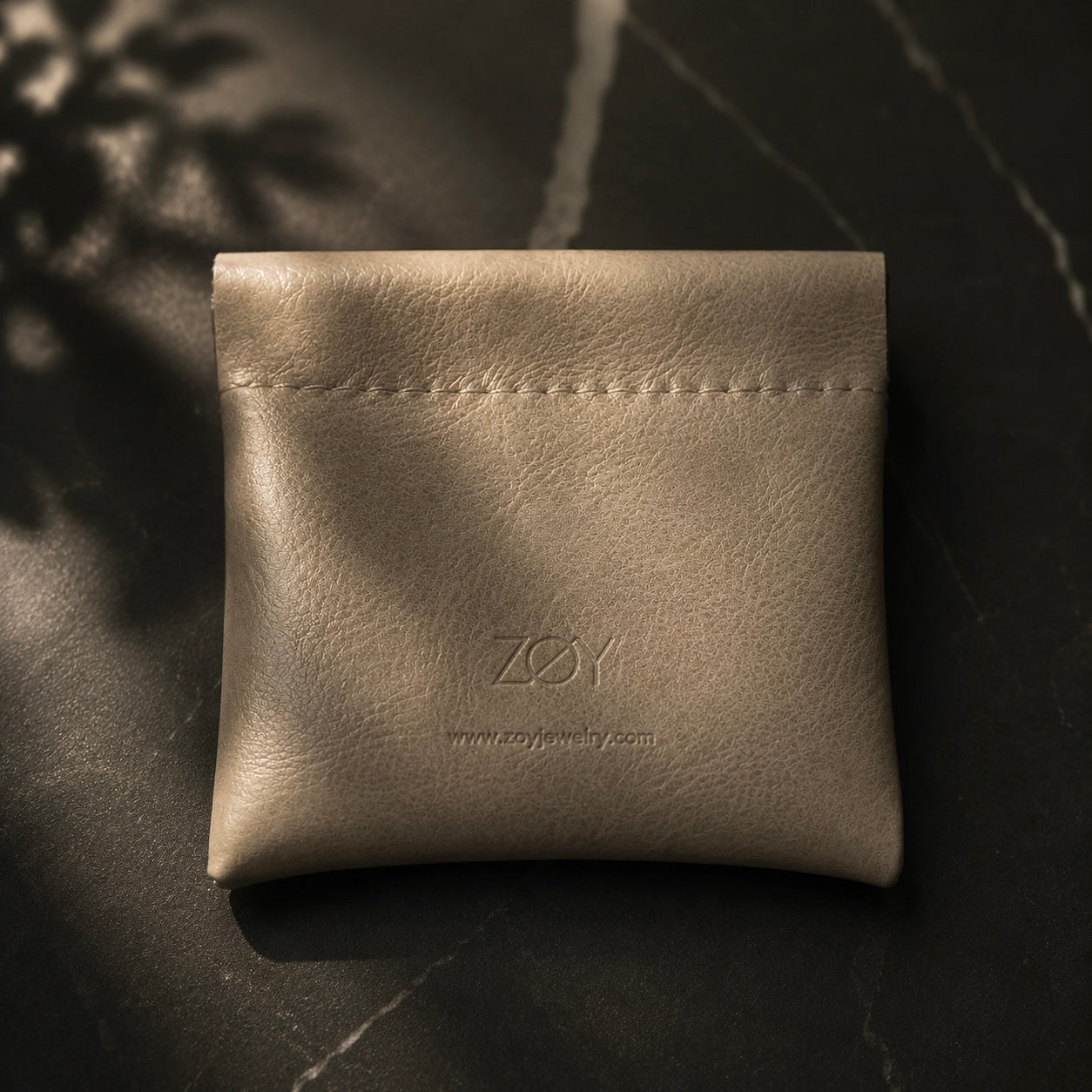 ZØY Signature Clip Pouch