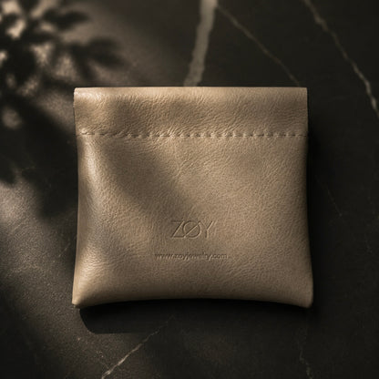 ZØY Signature Clip Pouch