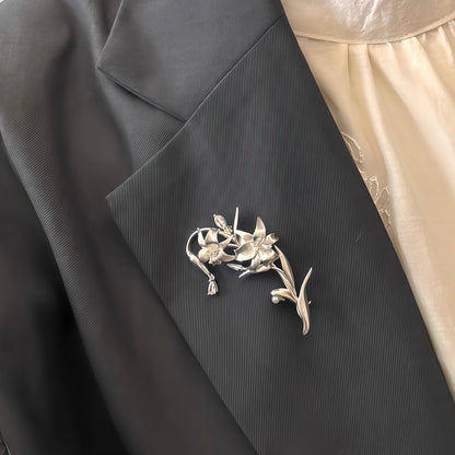 Whispering Lily Brooch