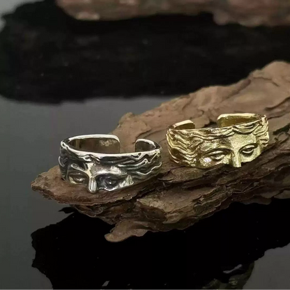 Venus Eyes Ring