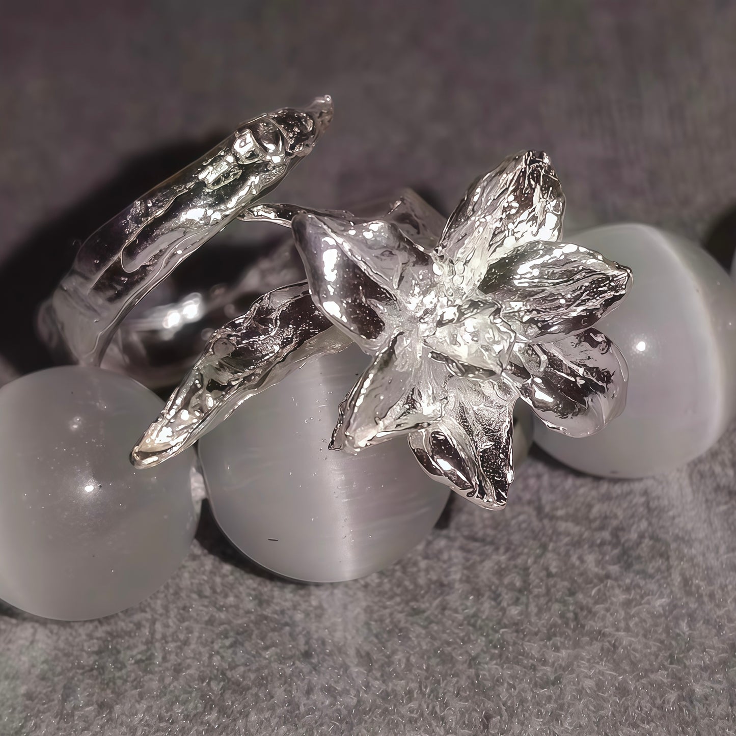 Narcissus Bloom Pinky Ring