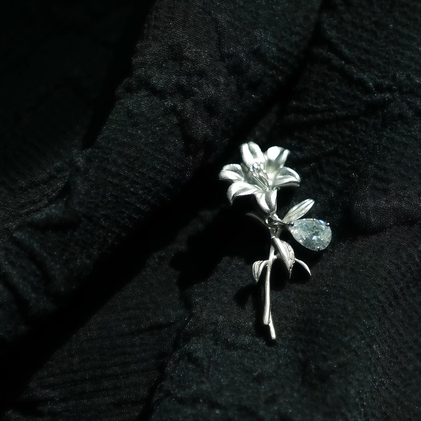 Lily Drift Earrings (2-in-1 Style)