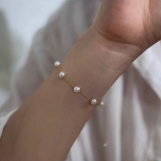 Golden Pearl Droplet Bracelet
