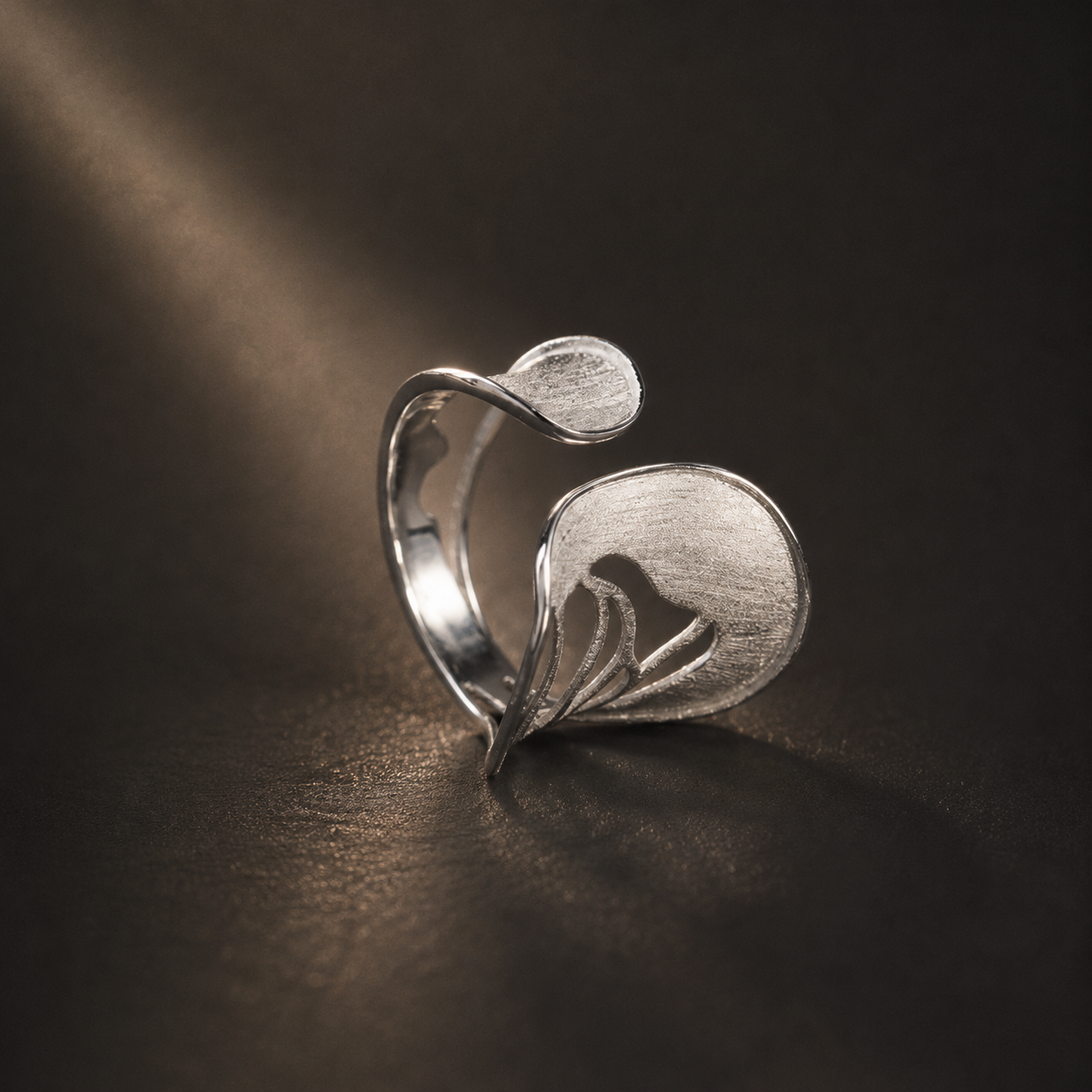 Tidal Veil Ring